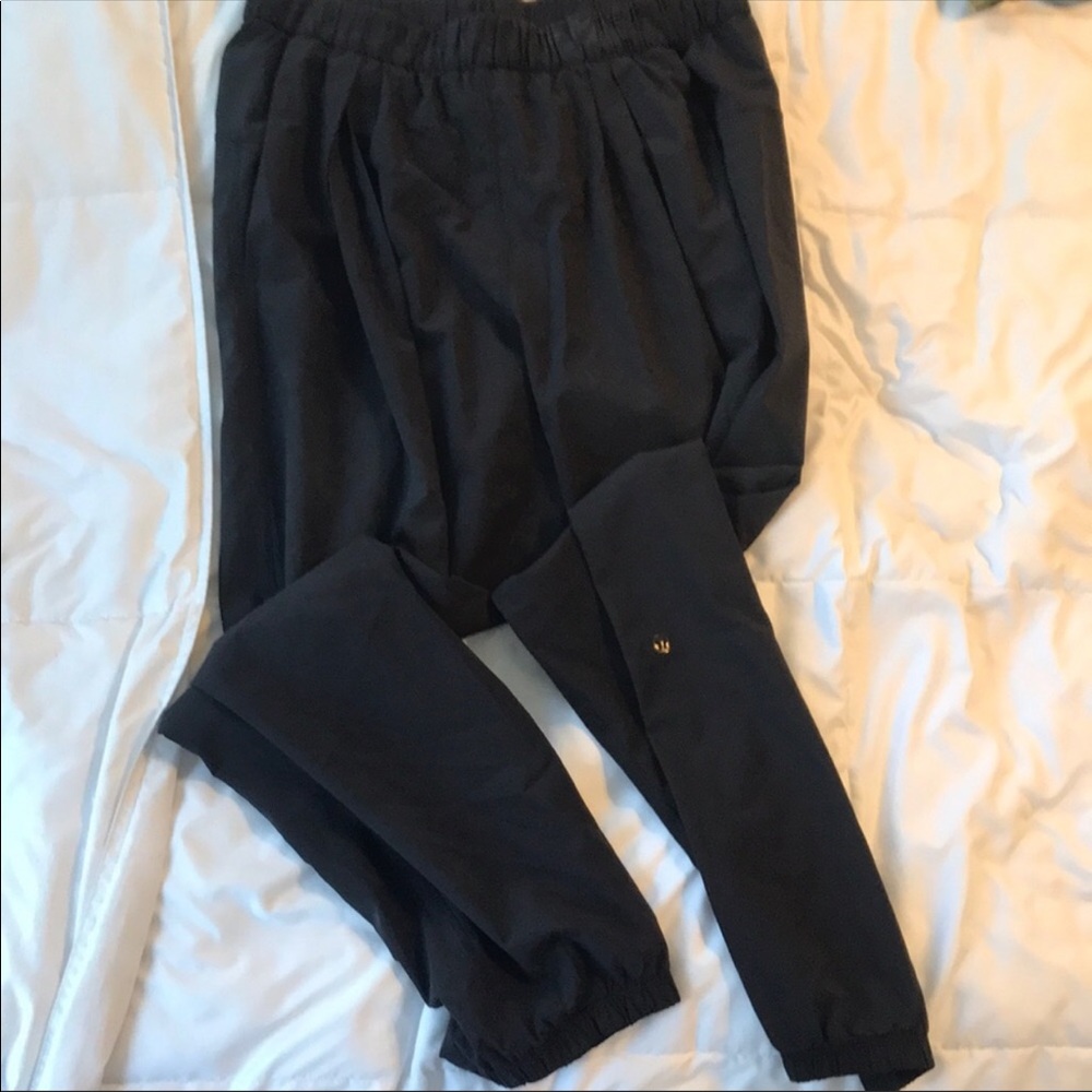 Lululemon joggers